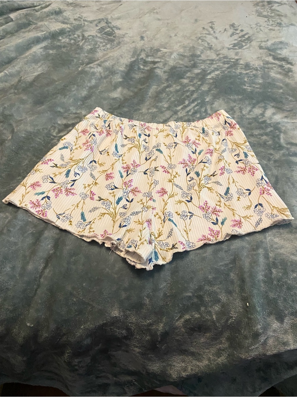 Olive Tree Cream Floral Elastic Waist Shorts with Pink & Blue Accents - Picture 2 of 3